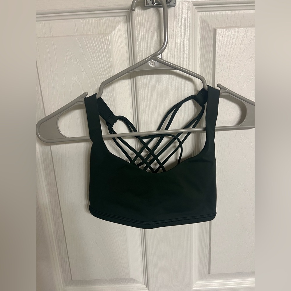 Lululemon Free to Be Bra, Size 4, A/B cup, Rainforest Green